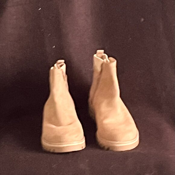 Sole Society Tan Suede Ankle Boots w/Zipper - Picture 3 of 11